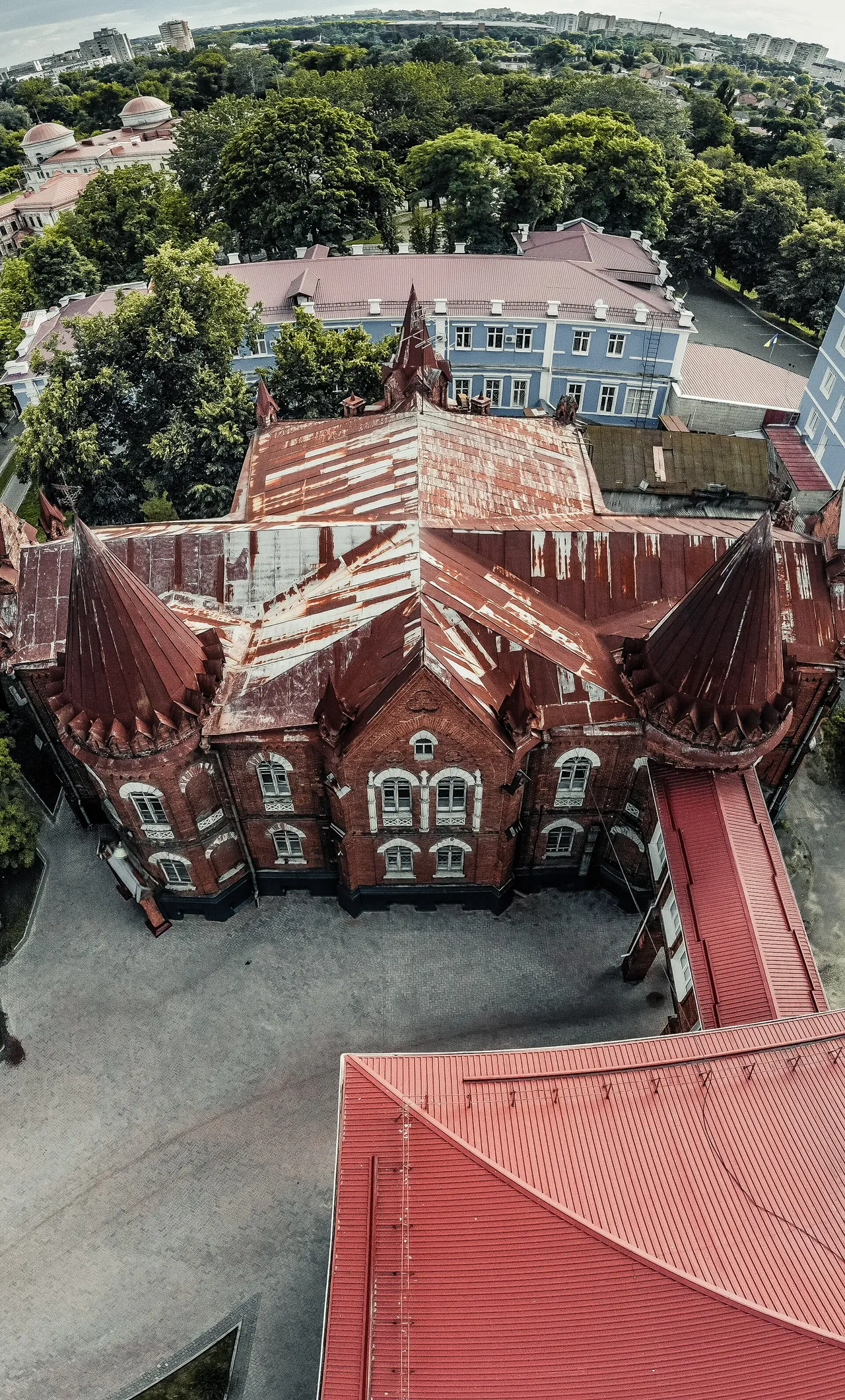 Олександрівська гімназія, Суми